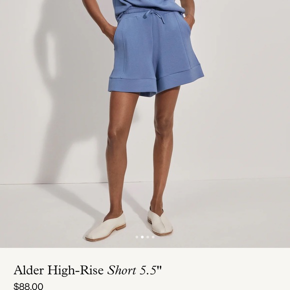 Varley Pants - Varley Alder High-Rise Shorts in Periwinkle Blue